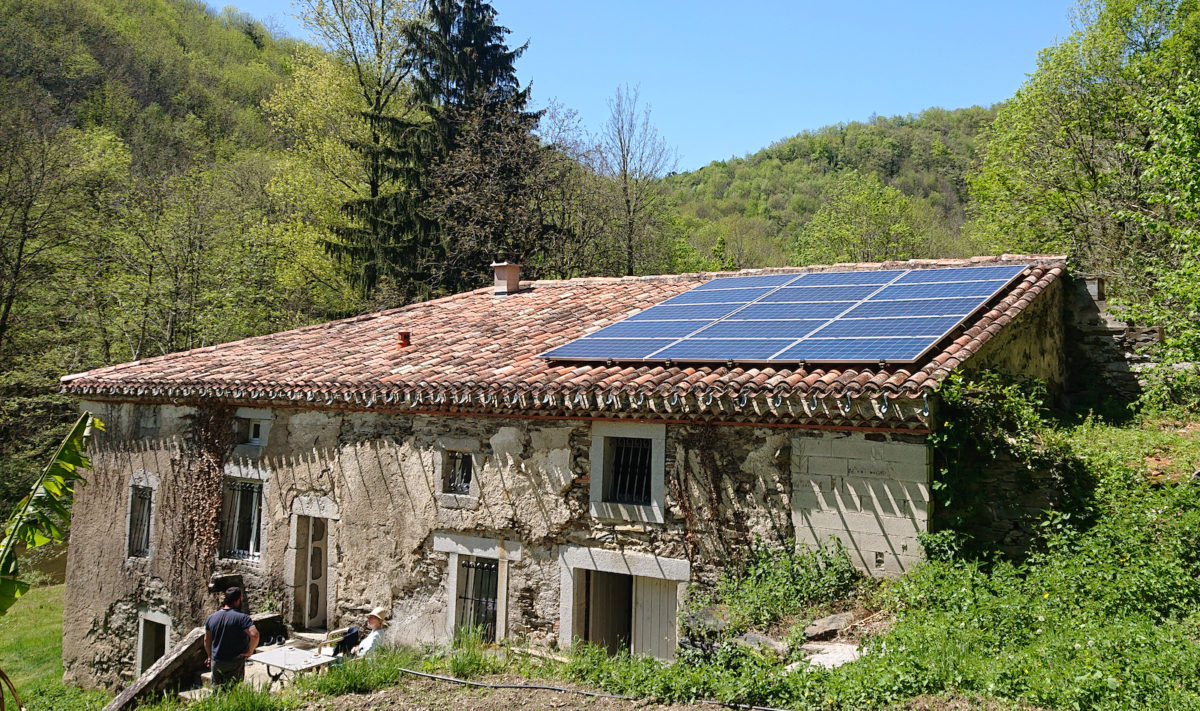 Dans le Sidobre, Sirea et le SDET fiabilisent l’alimentation électrique des habitations isolées